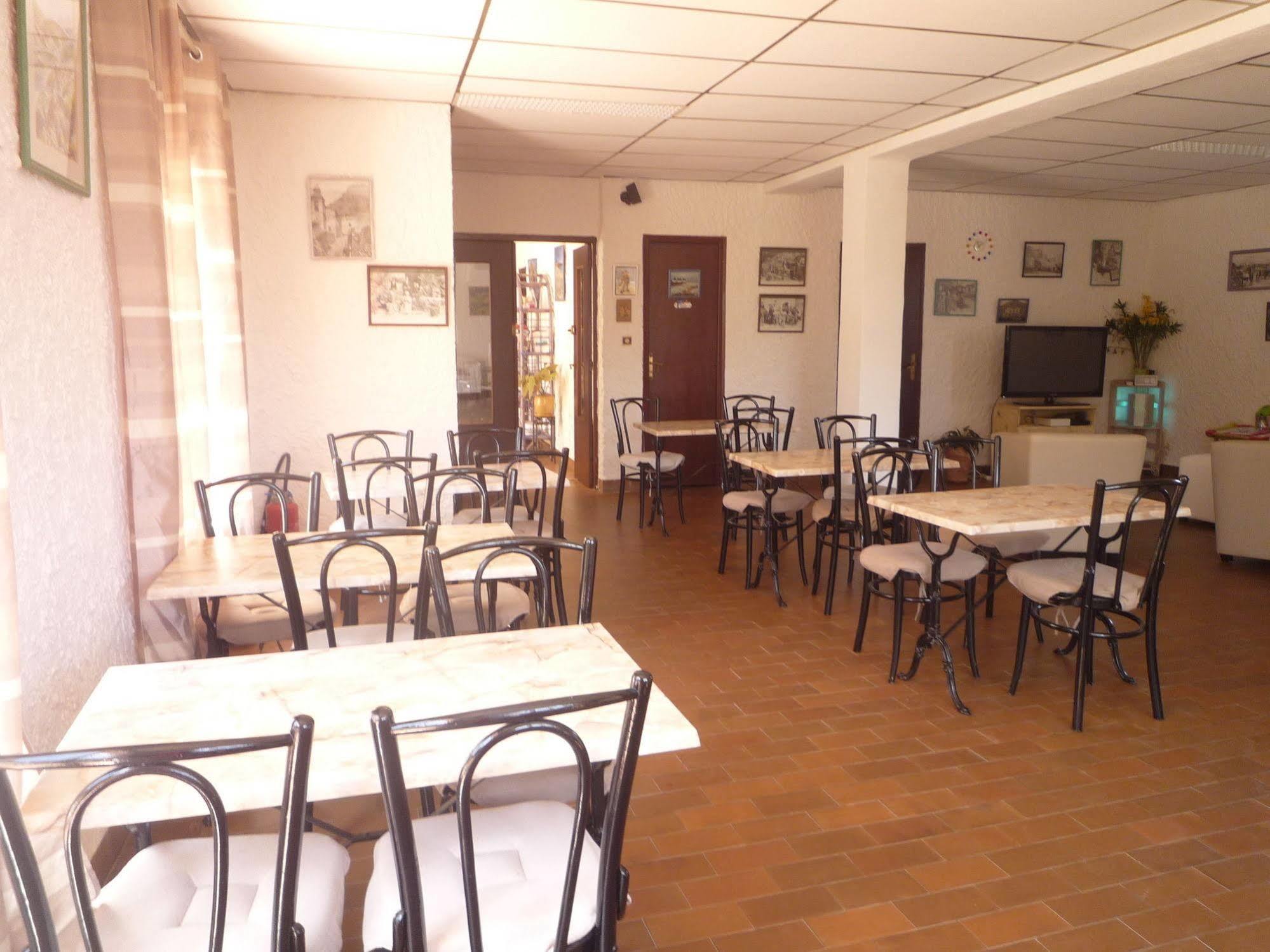 Hotel Cinque Arcate Galeria  Exterior photo